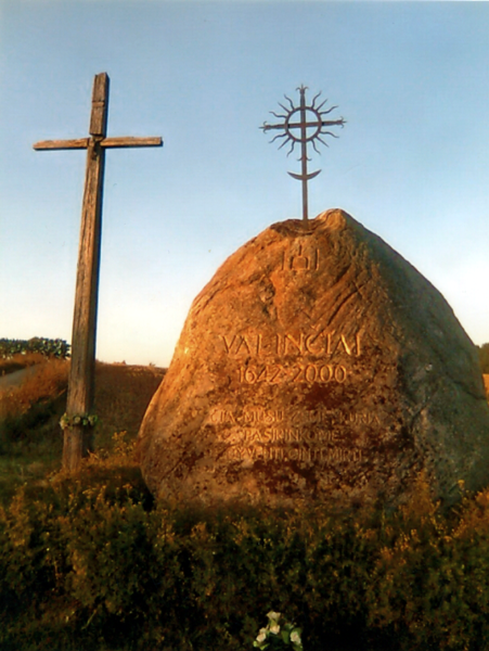 Valinčių kaimo kryžiai