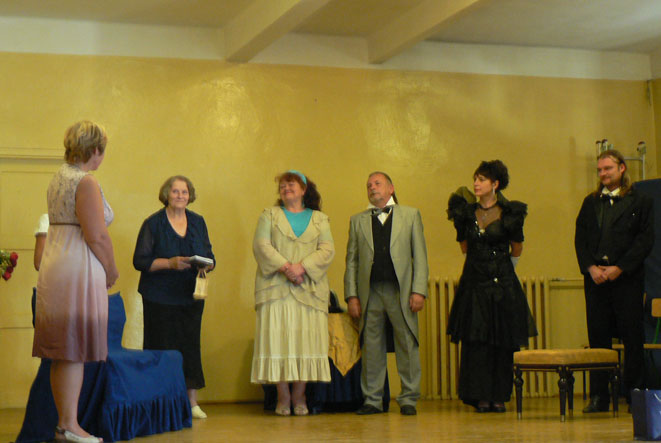 Padėkos ir dovanų įteikimas renginiui pasibaigus